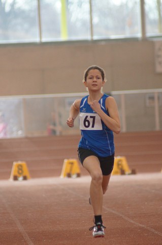 Carolin Arnold bei ihrem ersten 60m Lauf in München DSC01033